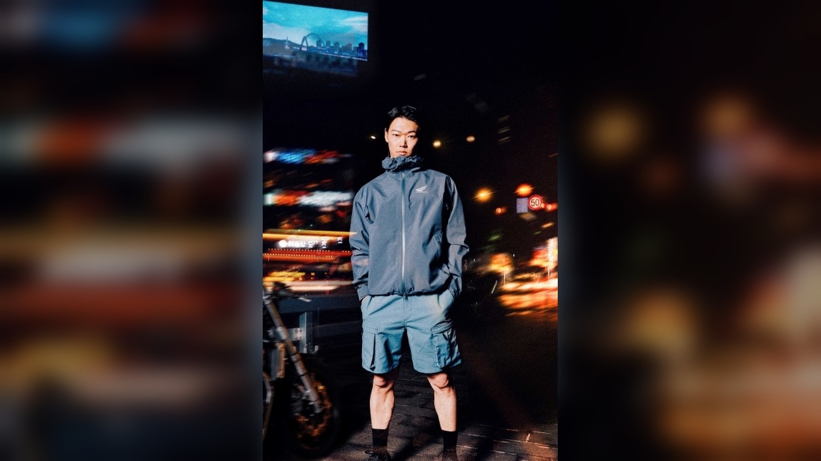 El actor japonés Sho Kasamatsu firma un contrato de exclusividad con una agencia de gesti…