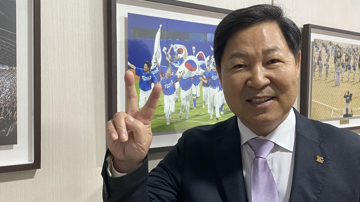 이만수, 기록 넘어 재능기부로 찾는 인생 2막
