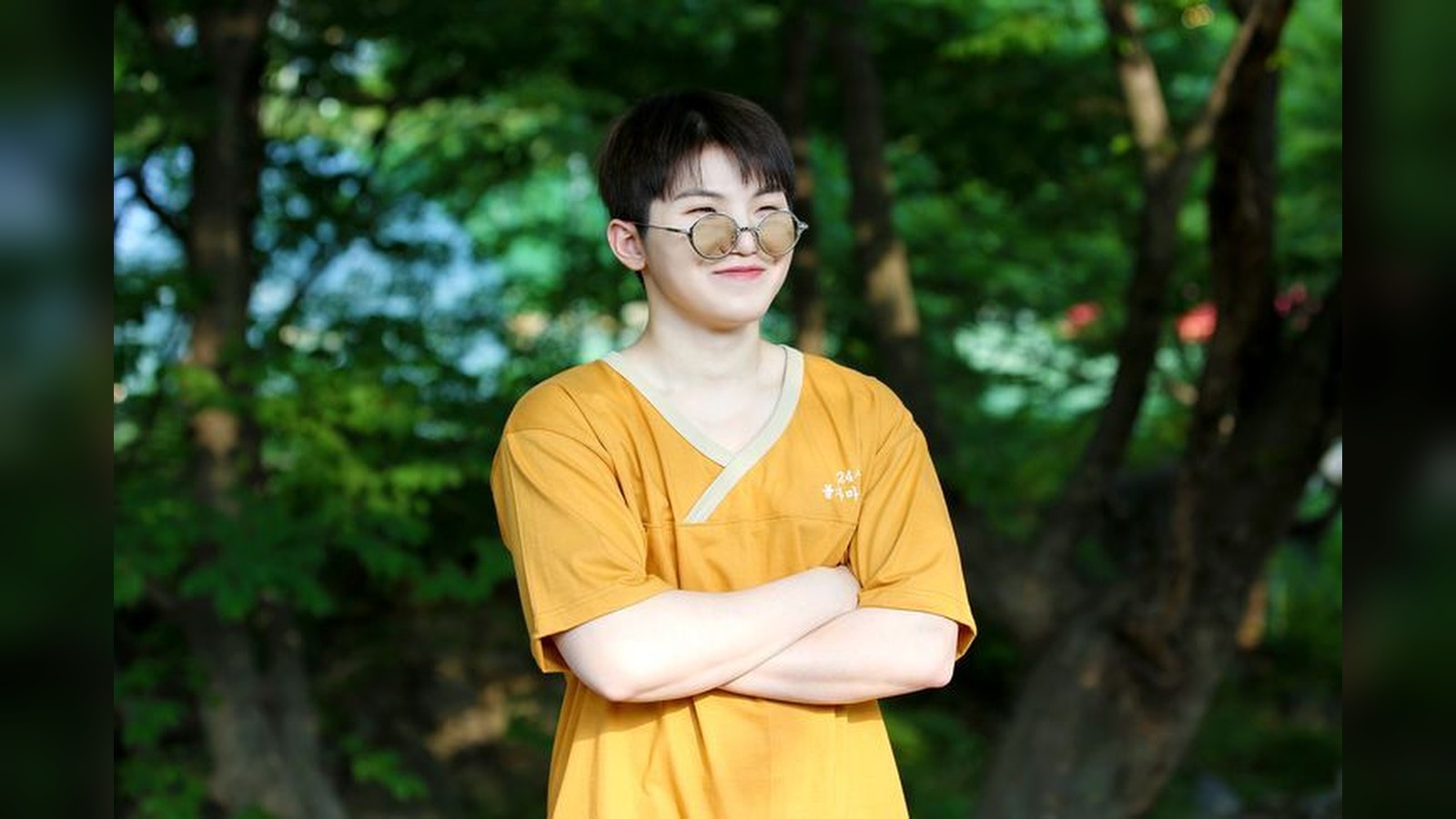 Dino de SEVENTEEN debuta en National Singing Contest con su alter ego 'Pi-cheol-in'