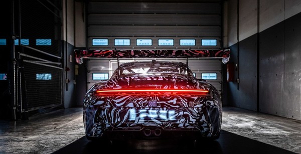 포르쉐, 신형 911 GT3 컵 레이스카 프로토 타입 공개