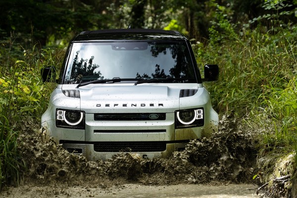 SUV 아이콘, 랜드로버 ‘올 뉴 디펜더 90’ 사전 계약 시작