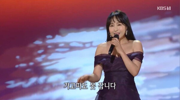 채윤, '가요무대'서 '바다가 육지라면' 무대 선사. "청아한 보이스"