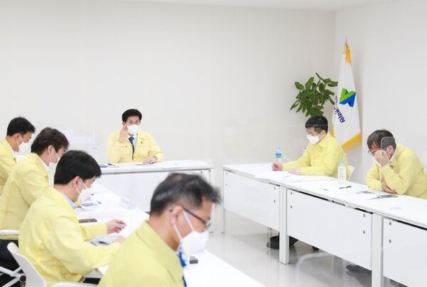 국토부는 광주 붕괴사고 원인을 신속·철저하게 규명하고, 재발방지대책을 조속히 마련하겠다고 밝혔다.
