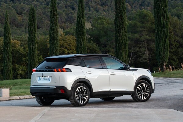 푸조 e-2008 suv