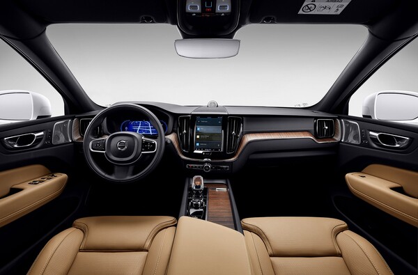 볼보자동차 신형 XC60 실내인테리어