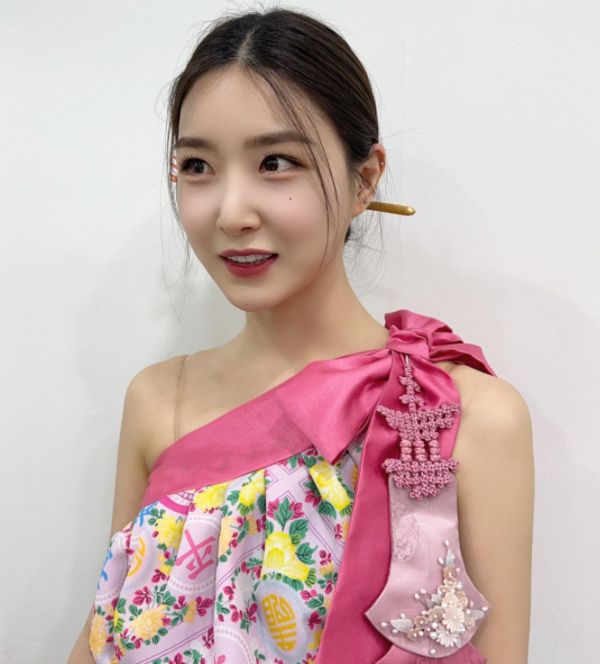 '역주행 주인공' 브레이브걸스 유나, 코로나19 확진