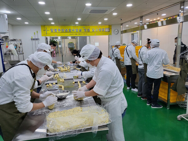 성남시 장애인 제과·제빵사 ‘도전’…할렐루야 보호작업장 개소