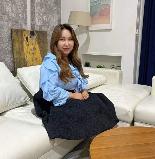 ‘트랜스젠더’ 유튜버 풍자 잘나가네…나이 ‘재조명’