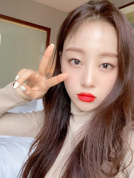 "매일 벼랑 끝에 서 있는 심정" 패소한 '이달소' 멤버 이브 심경 고백