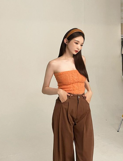 강민경, 뒷광고·열정페이 이어 가족 사기까지? 끝없는 논란