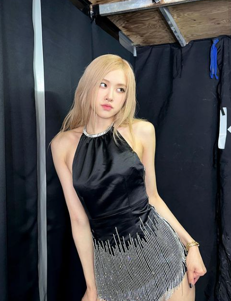 블랙핑크 로제, 강동원과의 열애설 속 근황에 "♥"