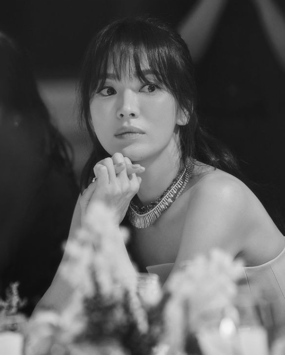 송혜교 돈으로 네덜란드 건물 장만, 진실은?