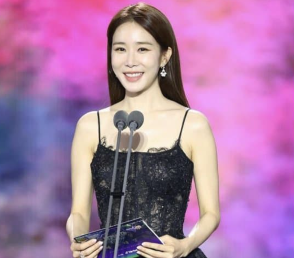 유인나, 몸무게 관리 비법에 "음식 맛만 보고 끊는 훈련"
