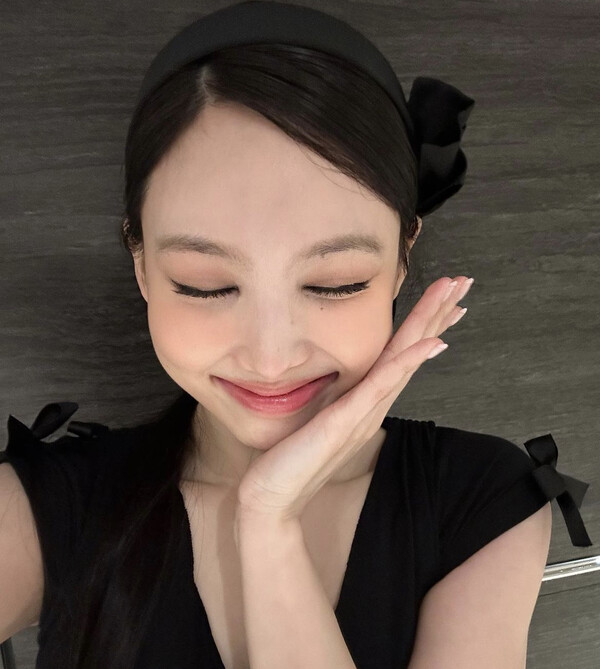 트와이스 나연, 제니병 말기? 똑같은 사진 눈길