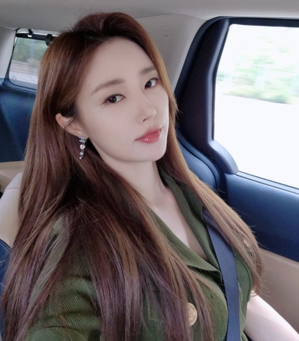 김종민 소개팅녀였던 그 여자, 근황에 방송서 '키스'