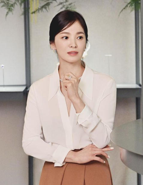 송혜교 집 신축 공사 중 차량 파손, 입장문 나왔다