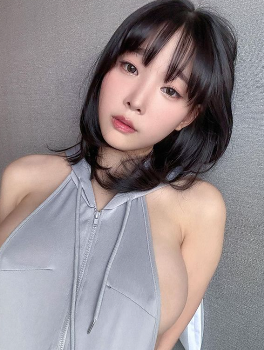 모델 강인경, 소속사 대표 성폭행 폭로 "미성년자도 있었다"