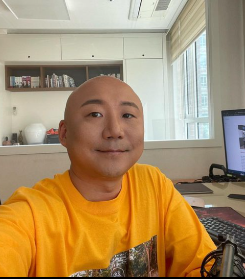 주호민, 역시 파괴왕? 아동학대 신고로 모두 '파멸' 예언 화제