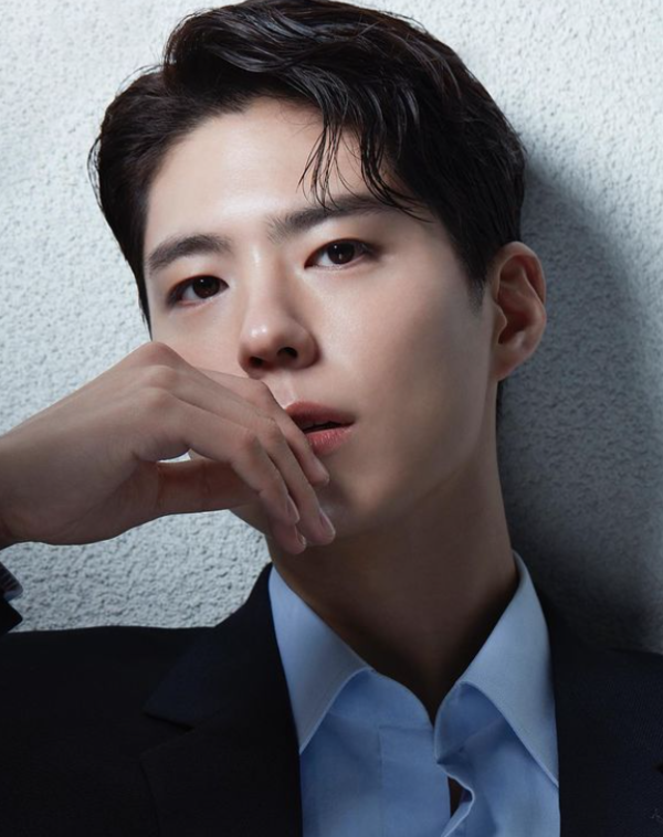 박보검, 라이브 방송에서 팬들 저격 화제