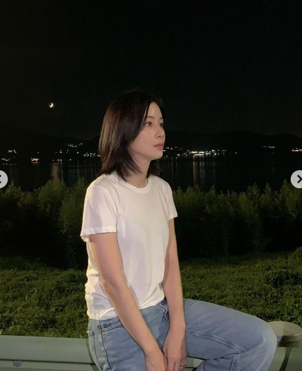 이보영, 나이 40대 맞아? 대학생 같은 근황 