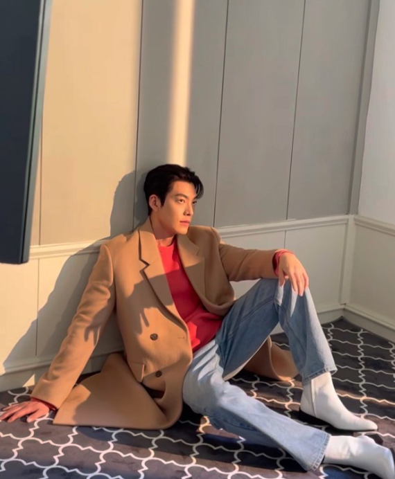 김우빈, 인스타에 추모 글 "우리 꼭 다시 만나자"