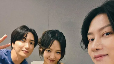 Kim Heechul y Leeteuk forman la unidad '83z' de Super Junior