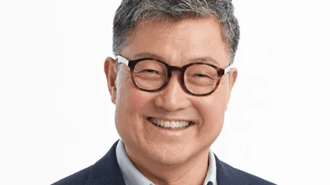 [인터뷰] “매장 매출은 진열이 아니라 인력 구조에서 갈린다”,  아리오씨오에스 조강현 전무