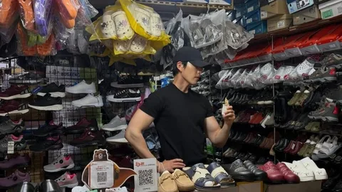 Kim Woo-bin sheds tears in "Kong Kong Farm Farm"