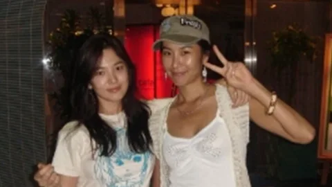 Song Hye Kyo spotted in Tokyo wearing a cap, showing her latest look