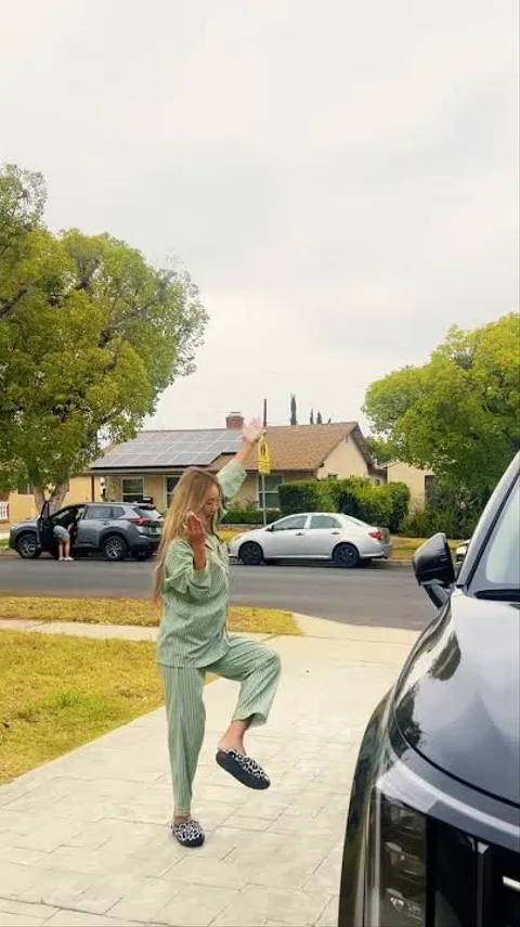 Hyolyn reveals a surprising side of her daily life in pajamas