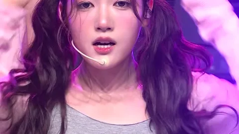 Group ATHEART shines as ending fairies during 'Say It' performance