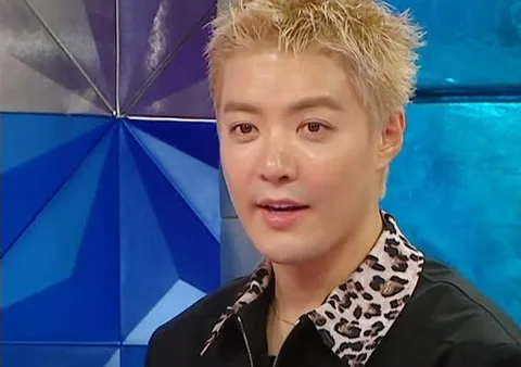 Singer Kangnam reveals owning Pokémon cards worth 800 million won