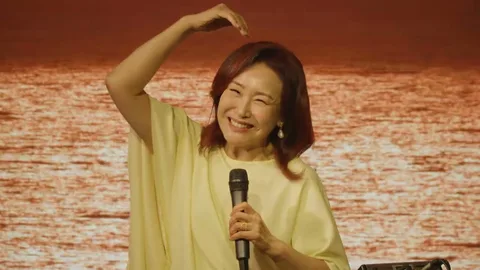Singer Joo Hyun-mi's YouTube channel 'Joo Hyun-mi TV' to take a brief hiatus