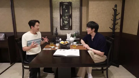 Una reunión de copas entre Sung Si-kyung y Shin Dong-yup en Hongbok, cerca de la estación…