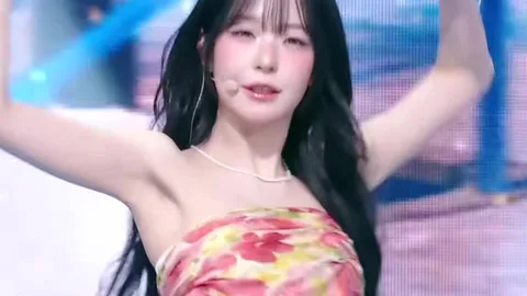 fromis_9 dominates the stage with vitamin-like energy