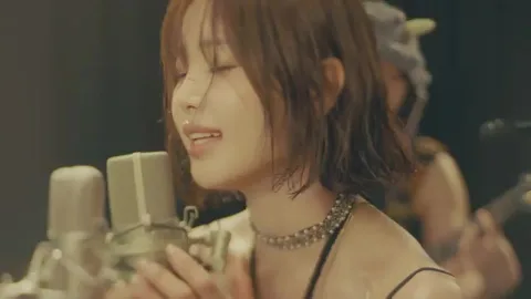 Namgyuri presenta 'Let's Love Like That Part' con la melodía del violín de KoN