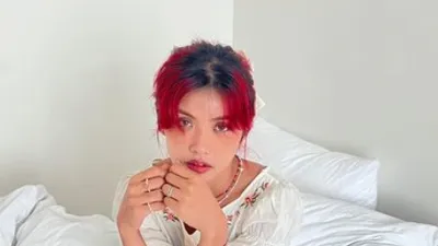 아이키, 침대 위 청순 매력 어필 "이런 모습도 좋아해줄래?"