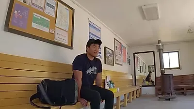 퇴사하고 여행 유튜버 시작한 남자, 유튜브 수익이 '헉'