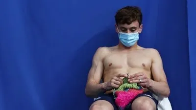 올림픽 금메달리스트가 대회 내내 '뜨개질' 한 이유