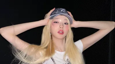 아이브 장원영, 금발로 레전드 미모 발산 '헉'