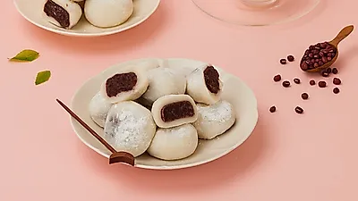 '1개에 390원' 메고지고 떡창고 팥 찹쌀떡, 직접 먹어보니...