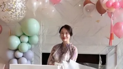 '임신' 이정현, 손예진·이민정 등 절친들과 베이비 샤워 인증