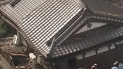 熊本でマグニチュード5.8の地震が発生、死者13人が確認される