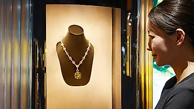 전설의 128.54캐럿    ‘티파니 다이아몬드 (The Tiffany Diamond)’ 국내 선보여