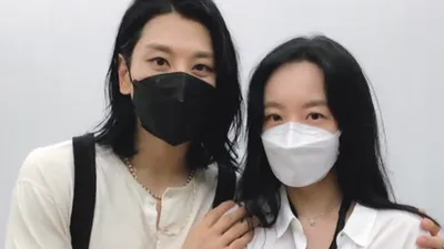 박효신이 어깨에 손까지… 여배우와의 투샷 화제