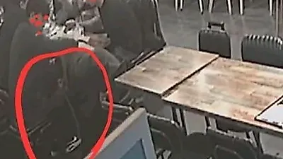 “나가서 토해라” 가게 사장, 되려 협박당해..누리꾼들 ‘공분’