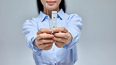 자가진단키트로 장난친 예비신랑
