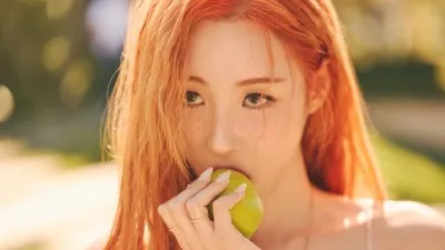 선미, '열이올라요' 콘셉트 포토서 눈부신 비주얼 과시. "트랙리스트 화제"