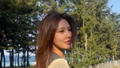 '10년째 연애중' 수영, 정경호 반려견 산책도 함께