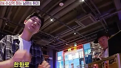 송진우, 3000만 원대 카드 수집 취미와 엉뚱한